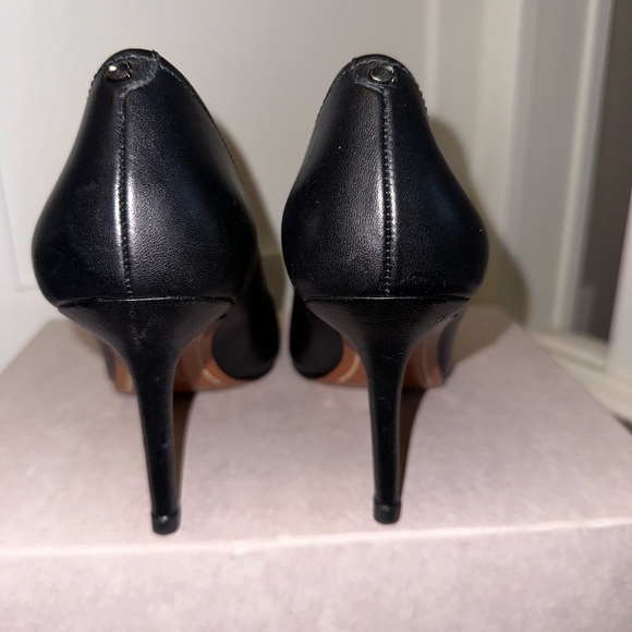 COACH Shoes - Picture 4 of 7